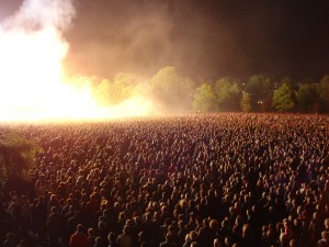 An audience of 70,000 watch Groupe F pyrotechnic theatre in Brighton's Preston Park